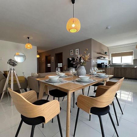 Brand New Apartment 2 Mins From Seafront Сент-Полс-Бей Экстерьер фото