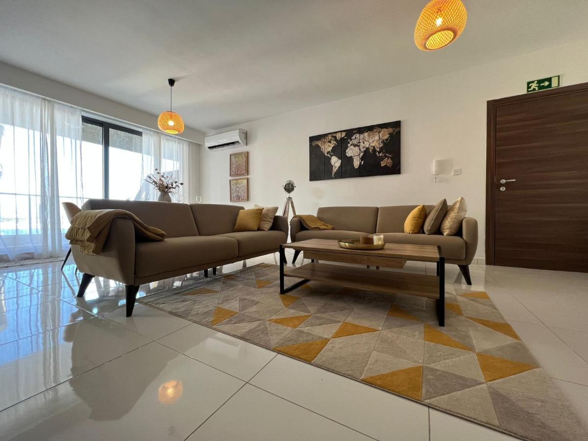Brand New Apartment 2 Mins From Seafront Сент-Полс-Бей Экстерьер фото