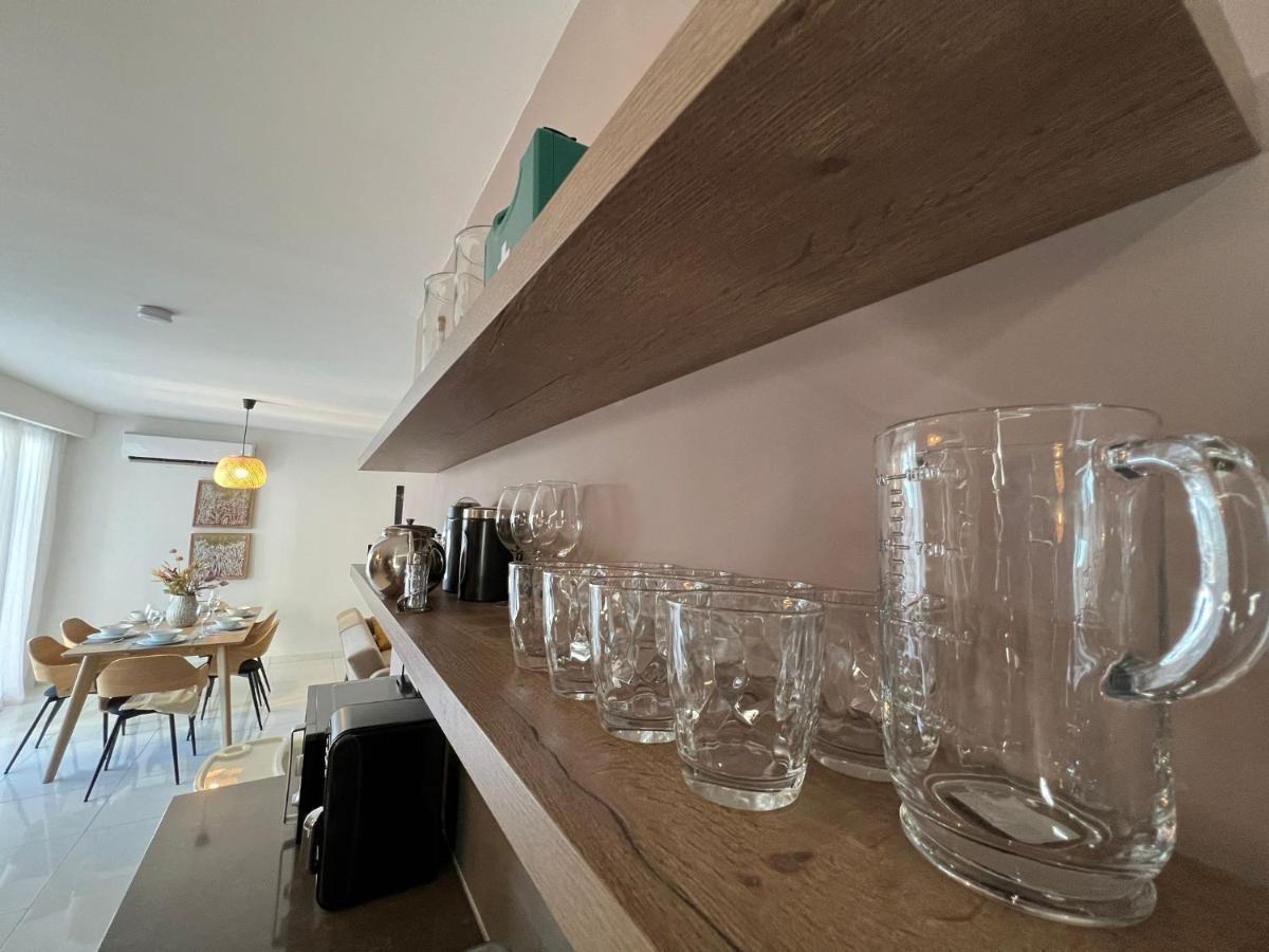 Brand New Apartment 2 Mins From Seafront Сент-Полс-Бей Экстерьер фото